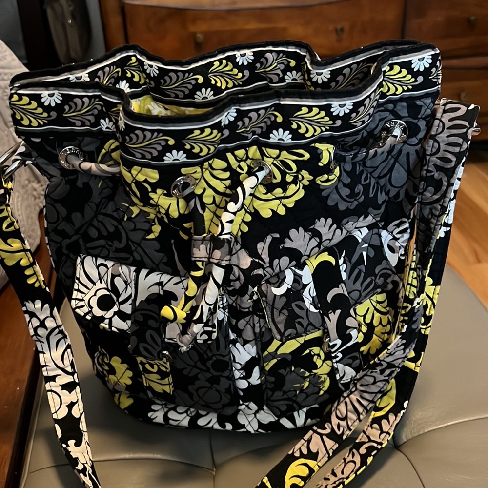 Vera Bradley purse. Baroque fabric. Bucket style. Looks brand new.